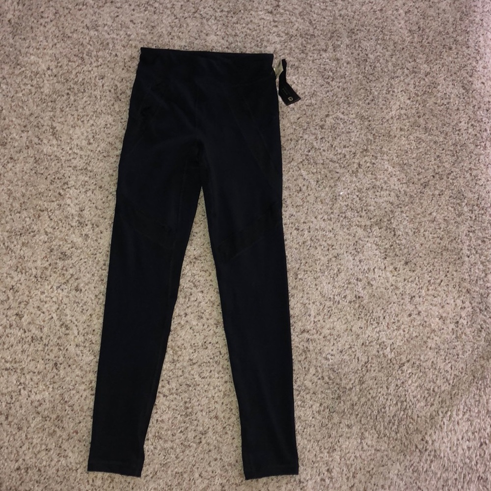 NWT black leggings